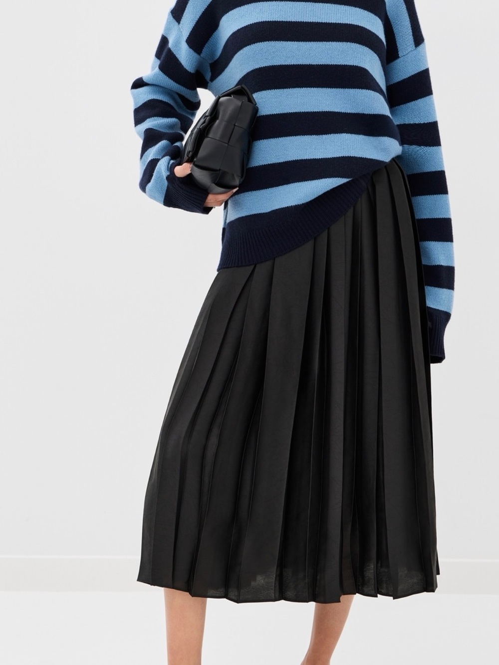 Tibi Feather Weight Pleated Pull On Skirt Black